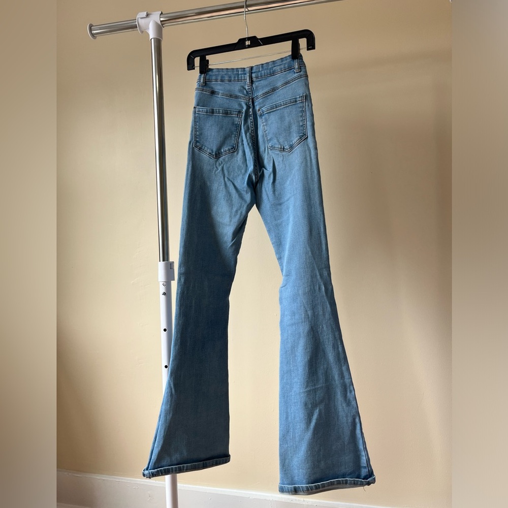 Jeans - Picture 2 of 3